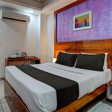 Hotel Hight Krone A Family Hotel Near Igi Airport Delhi Ню Делхи Екстериор снимка